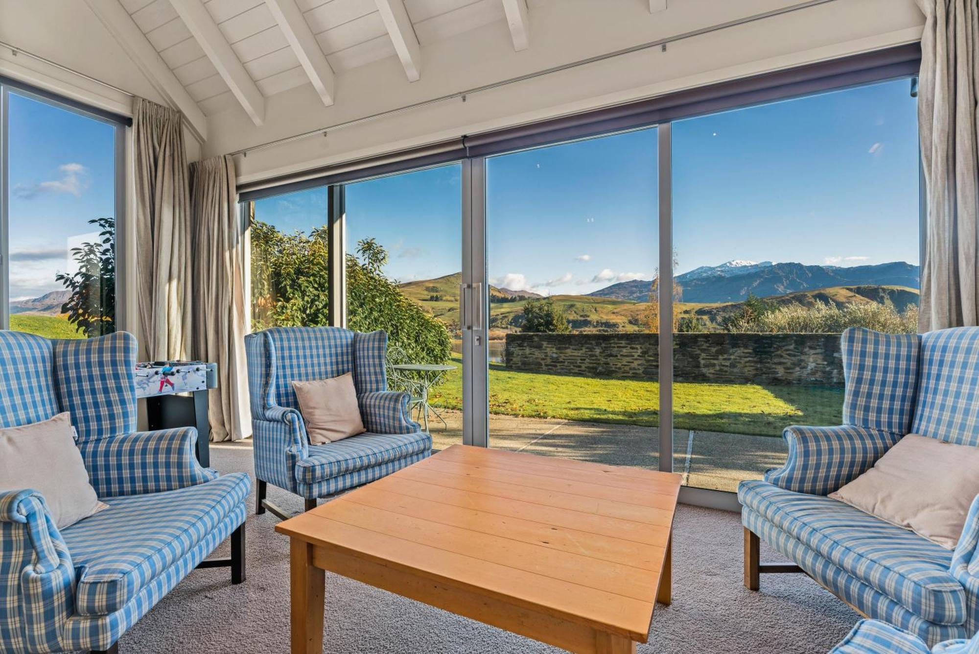 Queenstown Lifestyle And Lakeview Эрроутаун Экстерьер фото